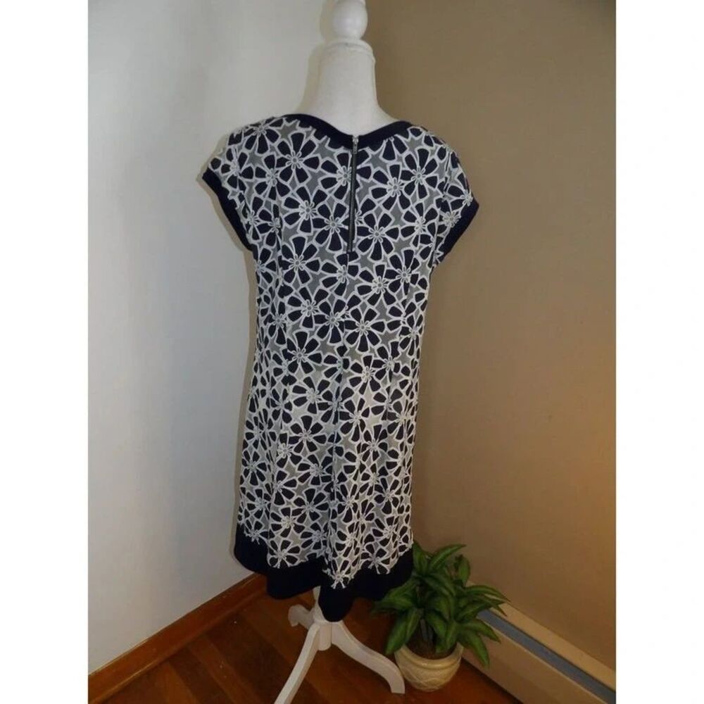 PLUS Size 16 / Rabbit Rabbit Rabbit Dress - Picture 7 of 7